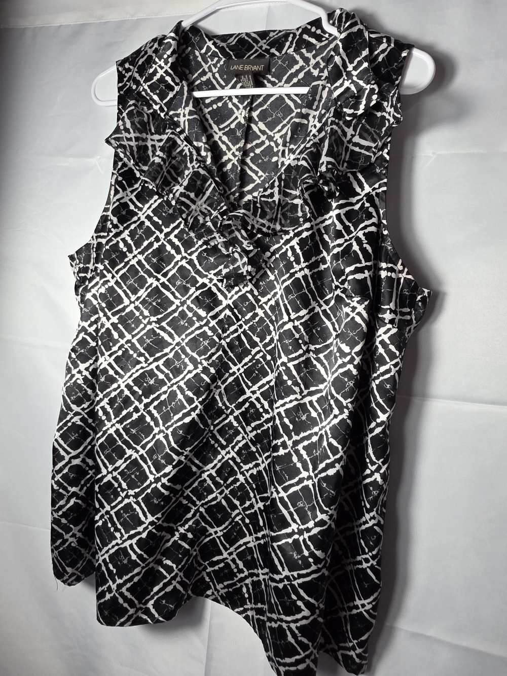 Lane Bryant Black & White Printed Ruffle-Trim Sleeveless Camisole Plus Size 20